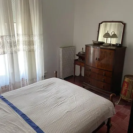 Liliana Luxury 圣塔马利奈拉